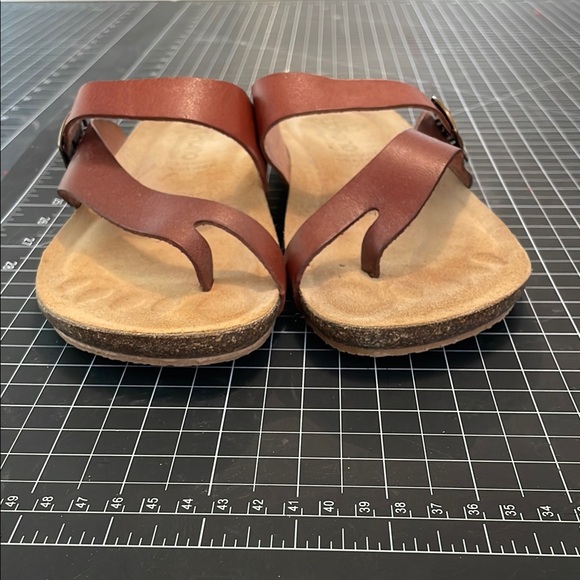 Yokono Brown Sandals - Picture 4 of 6